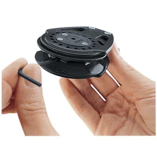 Harken 2625.RED 57Mm 2.25" Single Carbo Airblock Ratchamatic Sailboat Block - Pacific Sailboat Supply