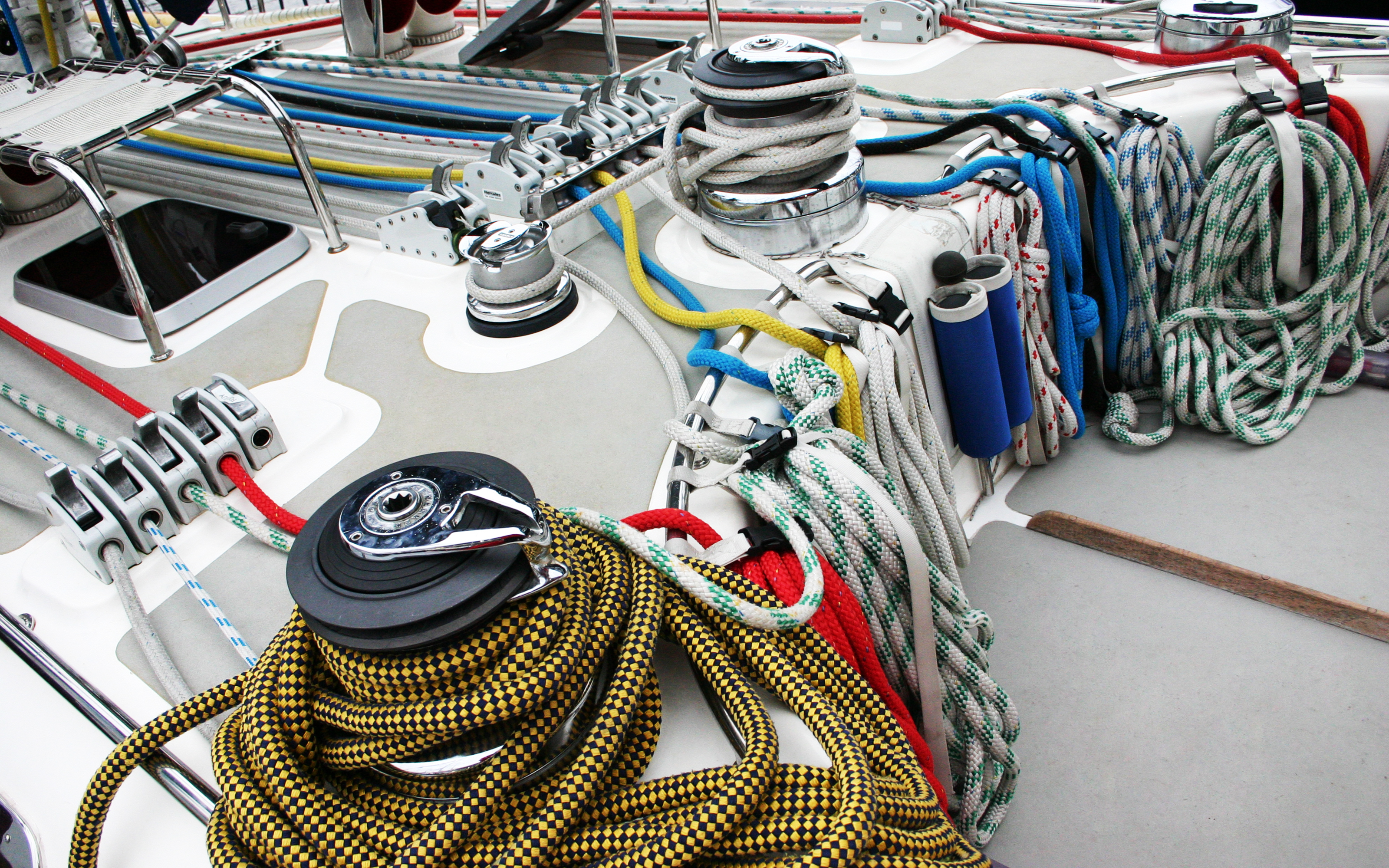 sailboat rigging equipment